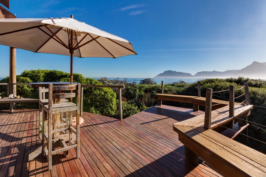 5 Bedroom Property for Sale in Kommetjie Western Cape